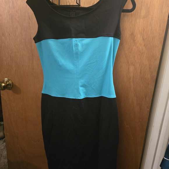 Cynthia Rowley Black and Teal Colorblock Sheath Dress - Picture 2 of 4